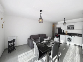 Charmant appartement proche plage avec balcon et parking privé - FR-1-465-123